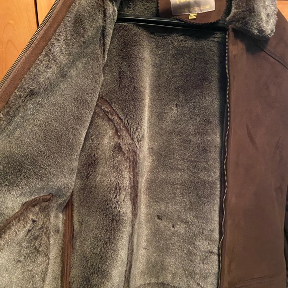 Far West size chocolate brown suede jacket - fully lined; barely used sz Medium - Picture 3 of 9